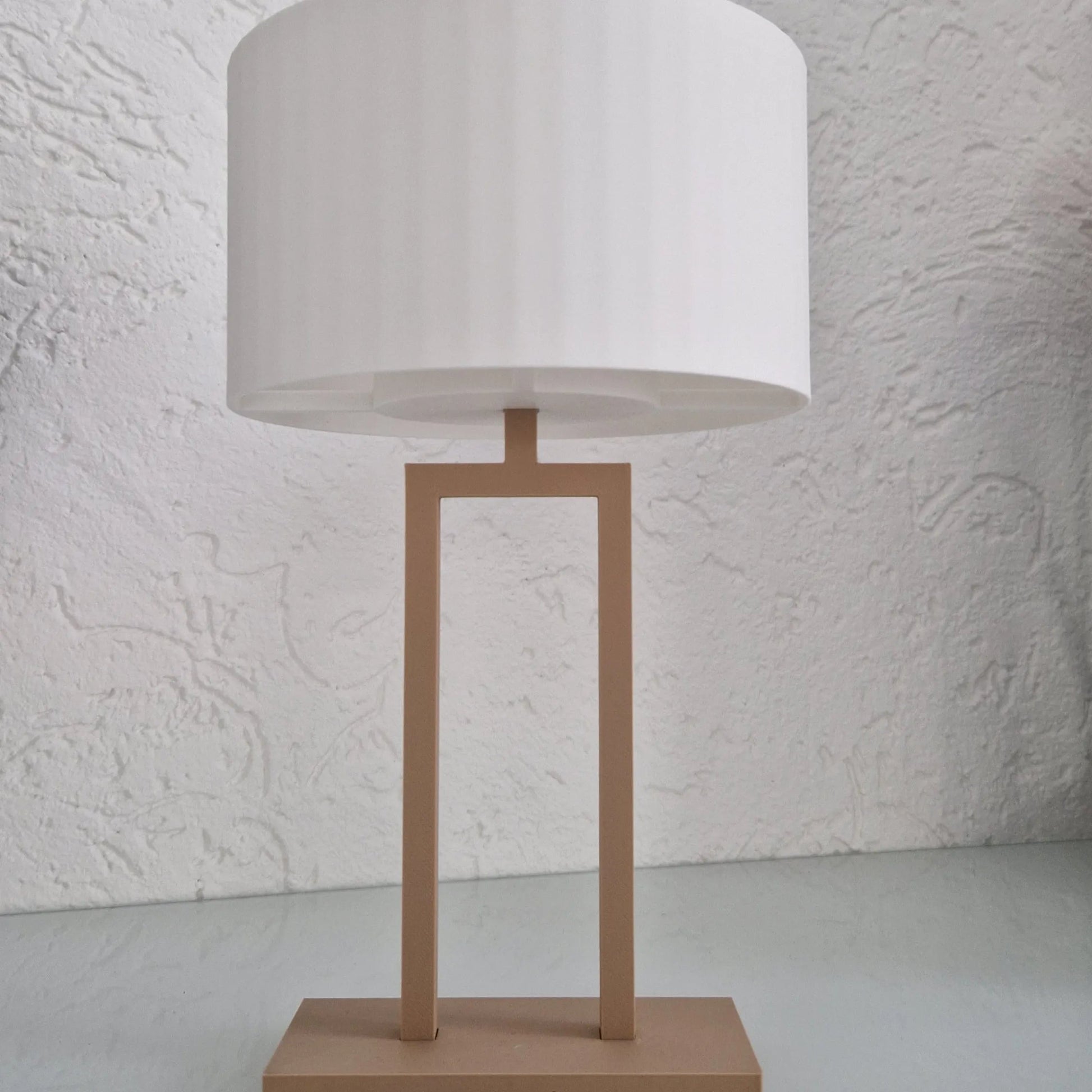 Moderne Tischleuchte TK-Welt
